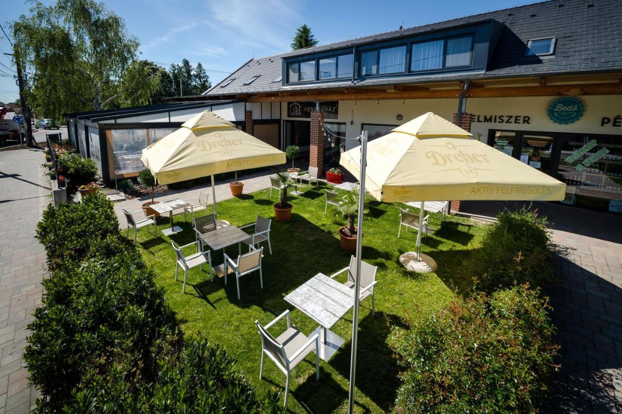 Отель Pipacs Panir & Grill Garden Vendeghaz Gyorujbarat Экстерьер фото